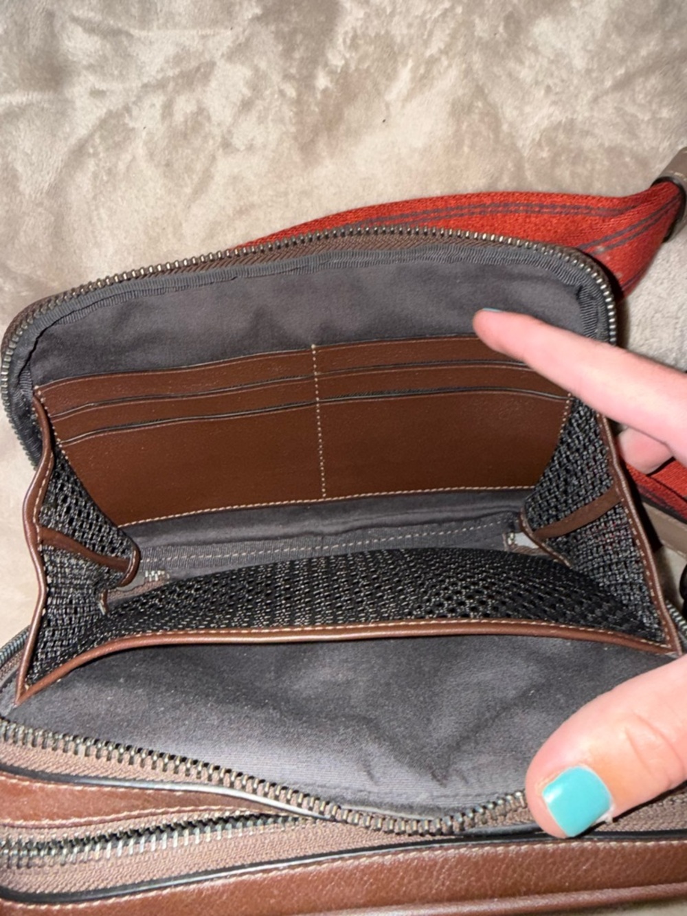 Coach Charter Crossbody 24 in Oak and Maple - Picture 9 of 9